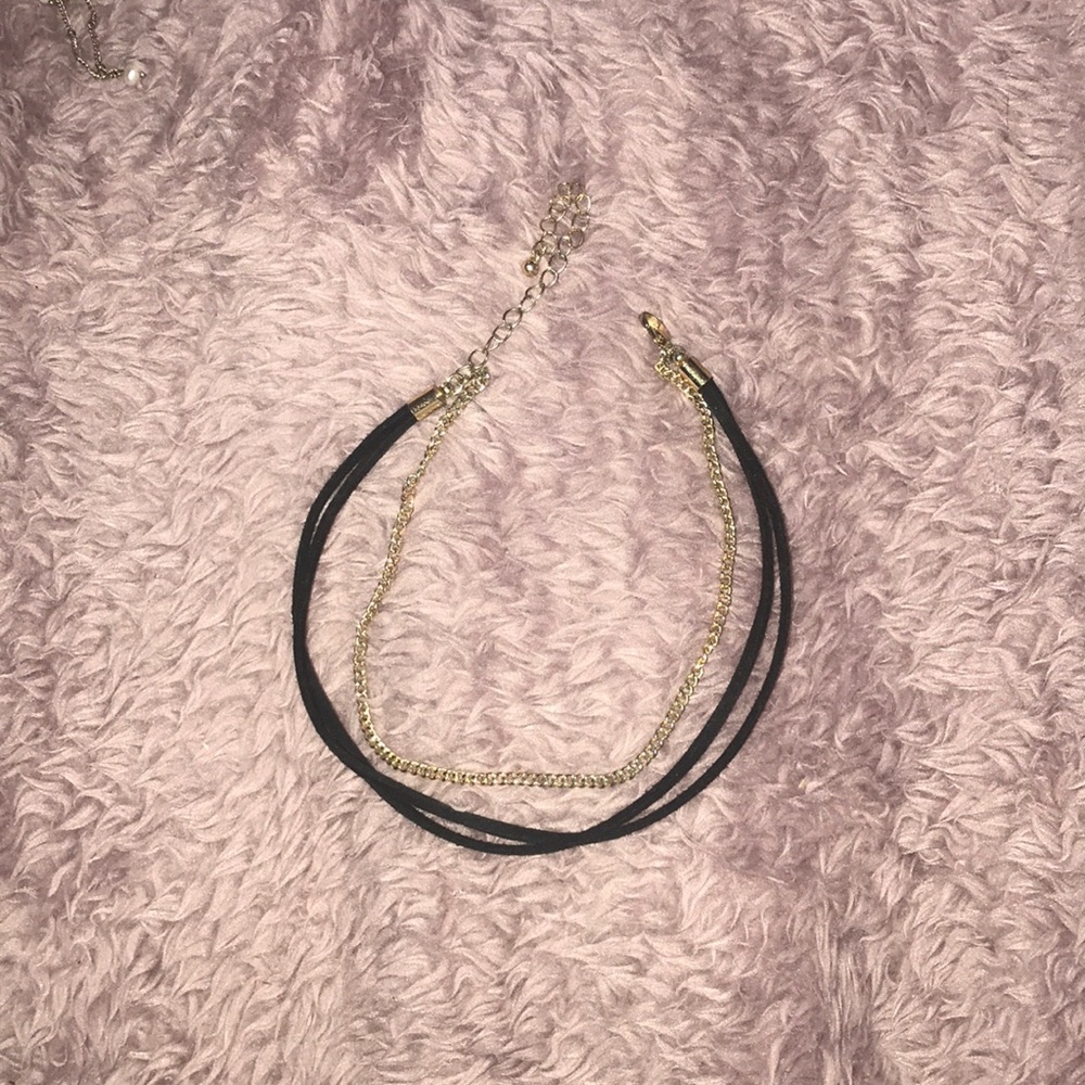 black choker